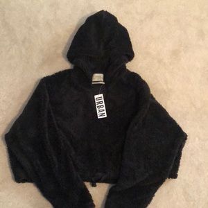 Hooded cropped sweater